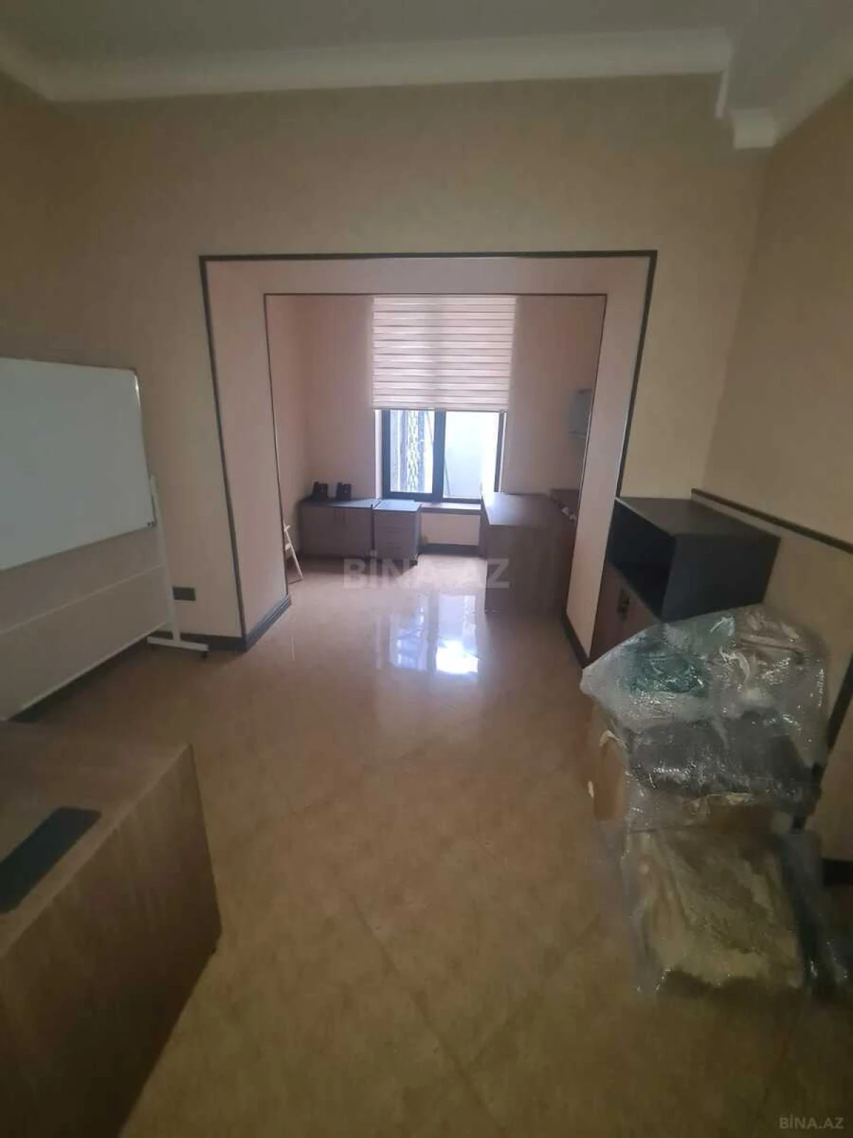 Kirayə verilir 5 otaqlı ofis 135 m²