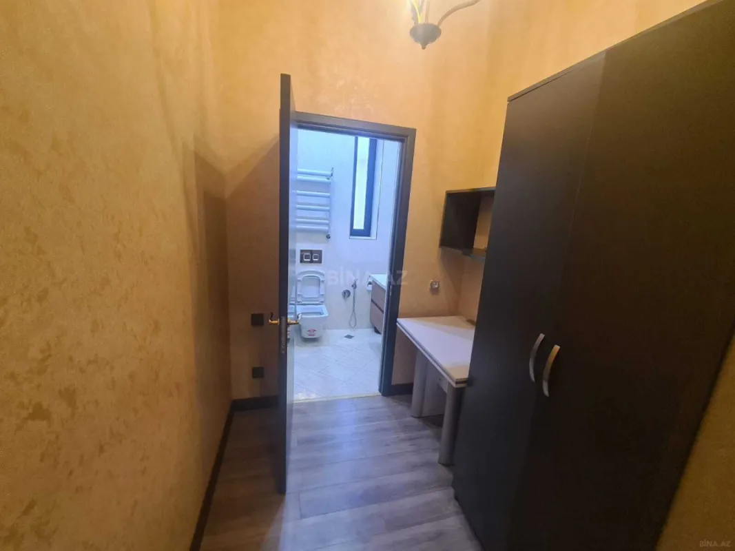 Kirayə verilir 5 otaqlı ofis 135 m²