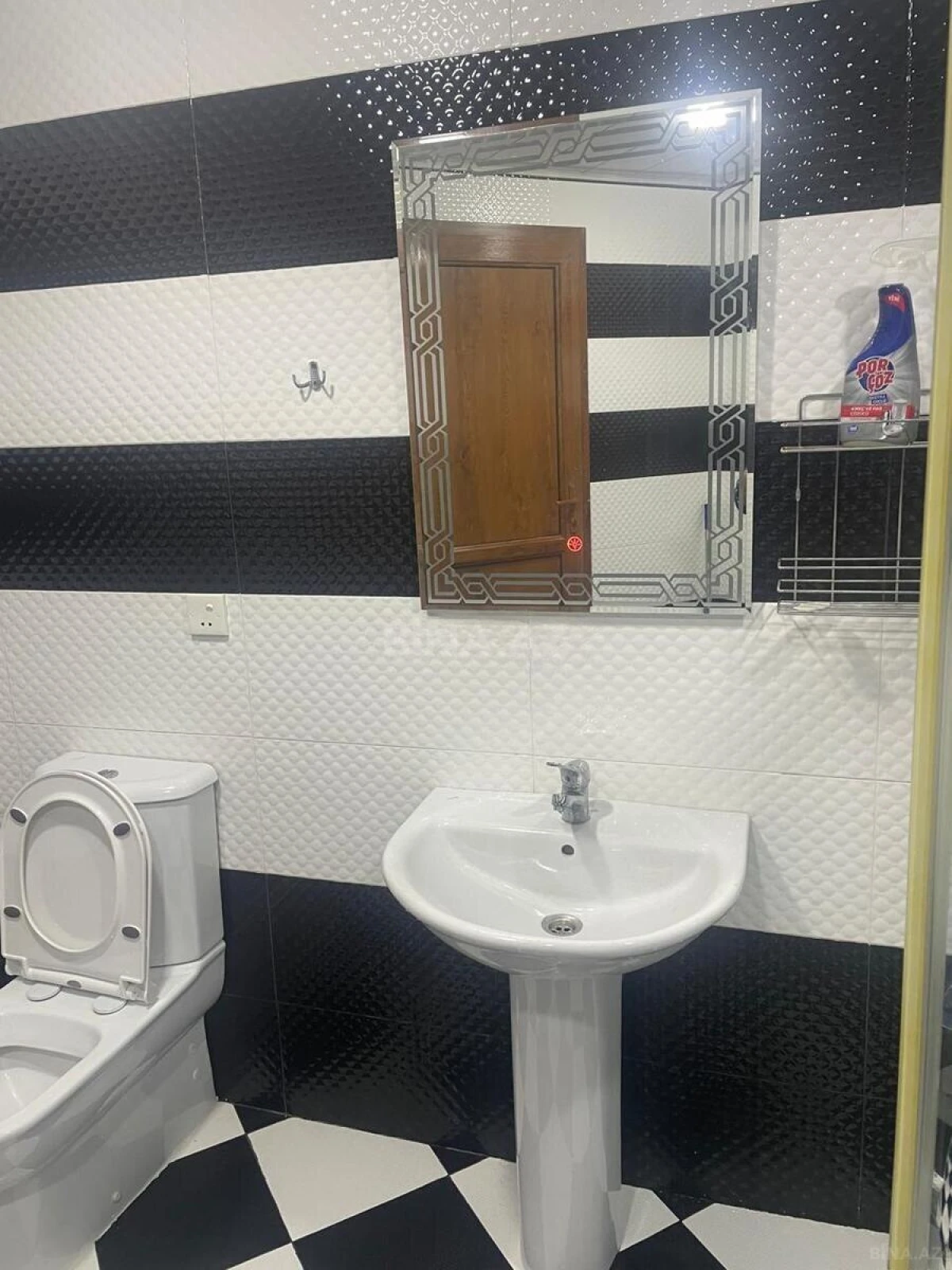 Satılır 2 otaqlı mənzil 95 m²