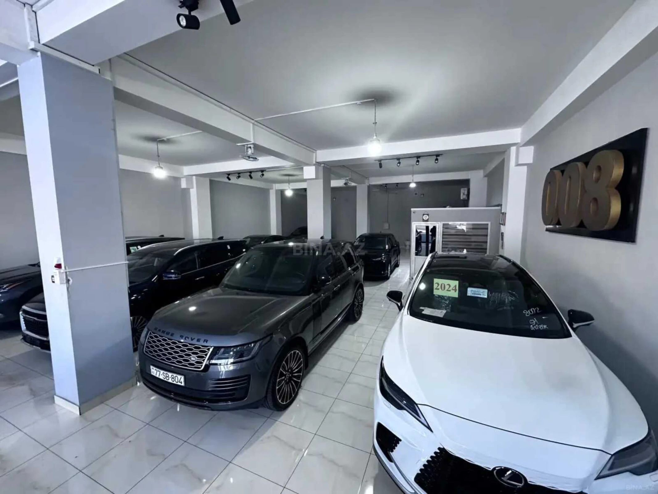 Kirayə verilir obyekt 290 m²