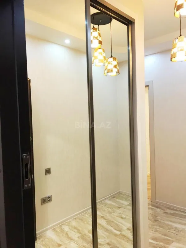 Satılır 2 otaqlı mənzil 78 m²