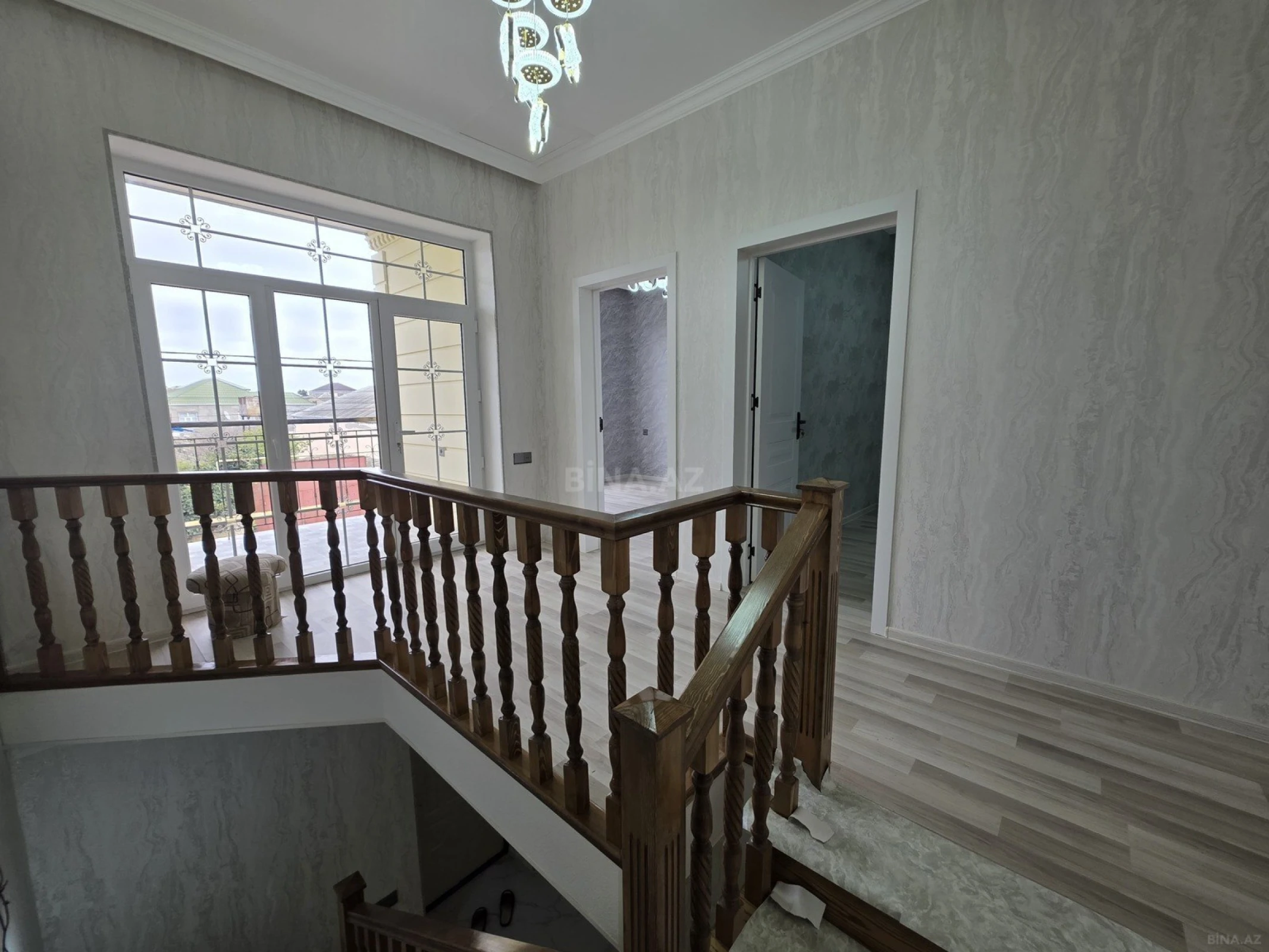Satılır 6 otaqlı həyət evi 120 m²