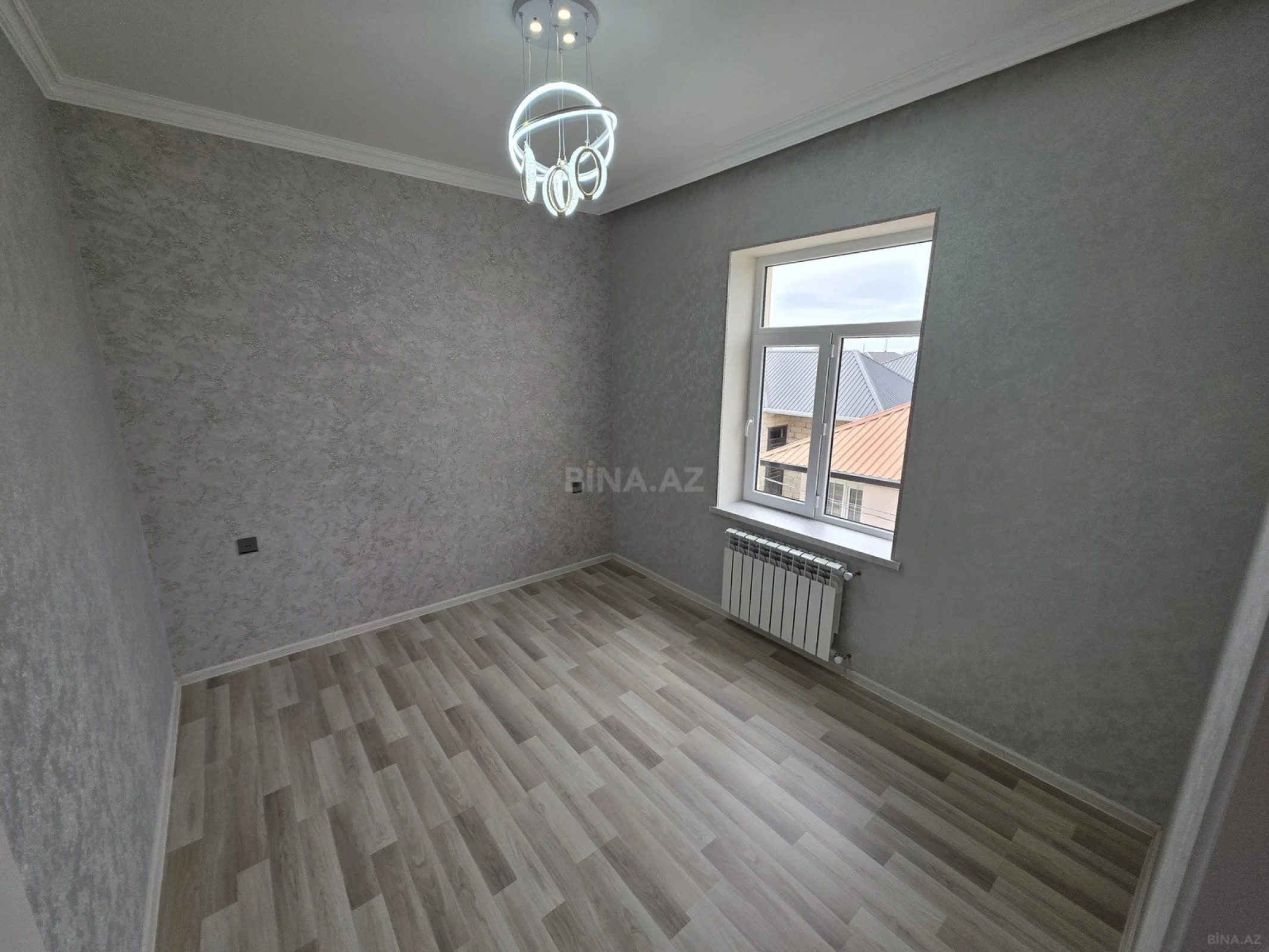 Satılır 6 otaqlı həyət evi 120 m²
