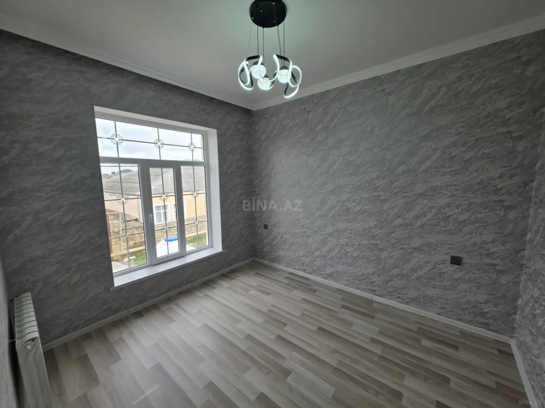 Satılır 6 otaqlı həyət evi 120 m²