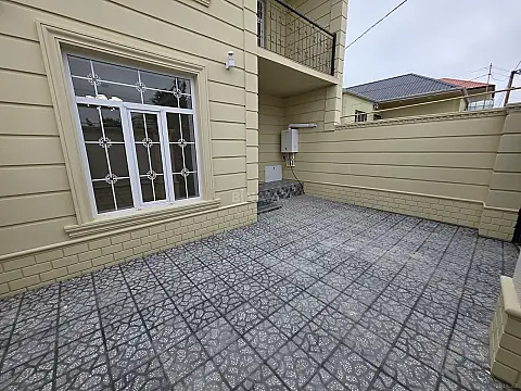 Satılır 6 otaqlı həyət evi 120 m²