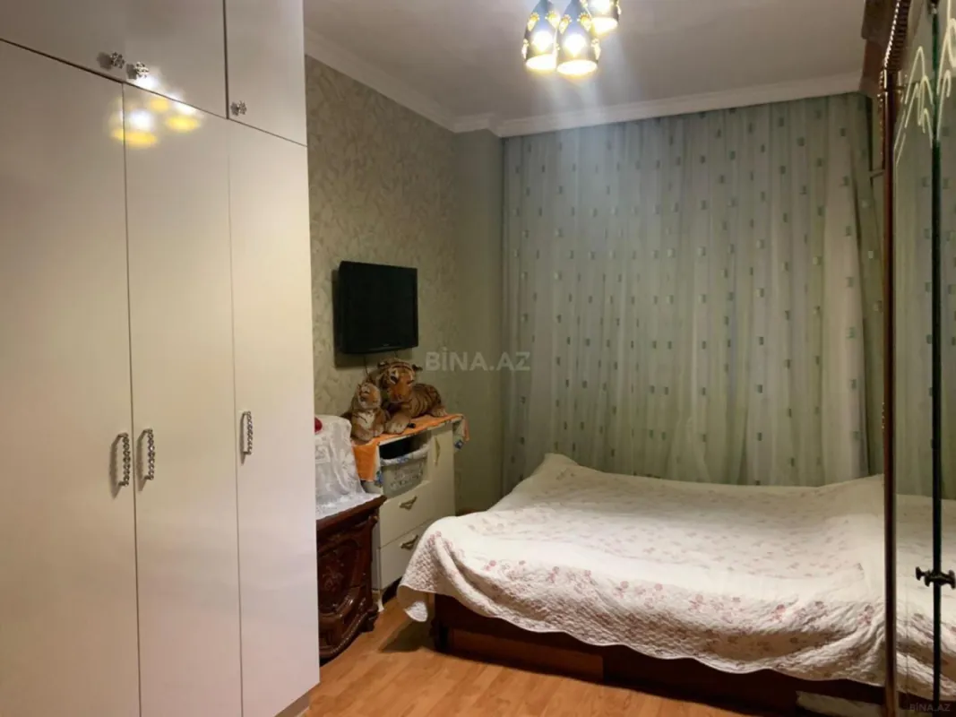 Kirayə verilir 2 otaqlı mənzil 80 m²