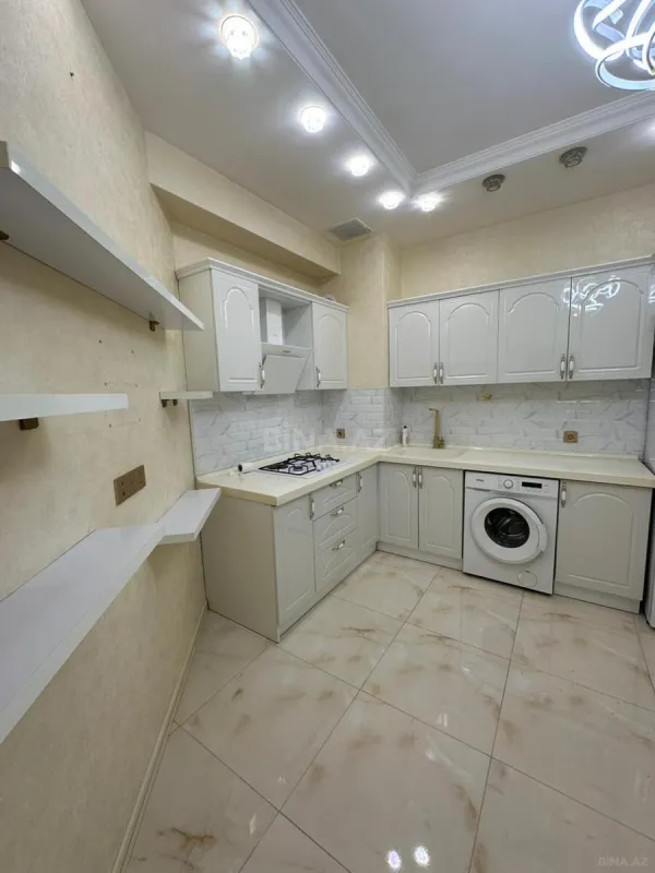 Satılır 2 otaqlı mənzil 71 m²