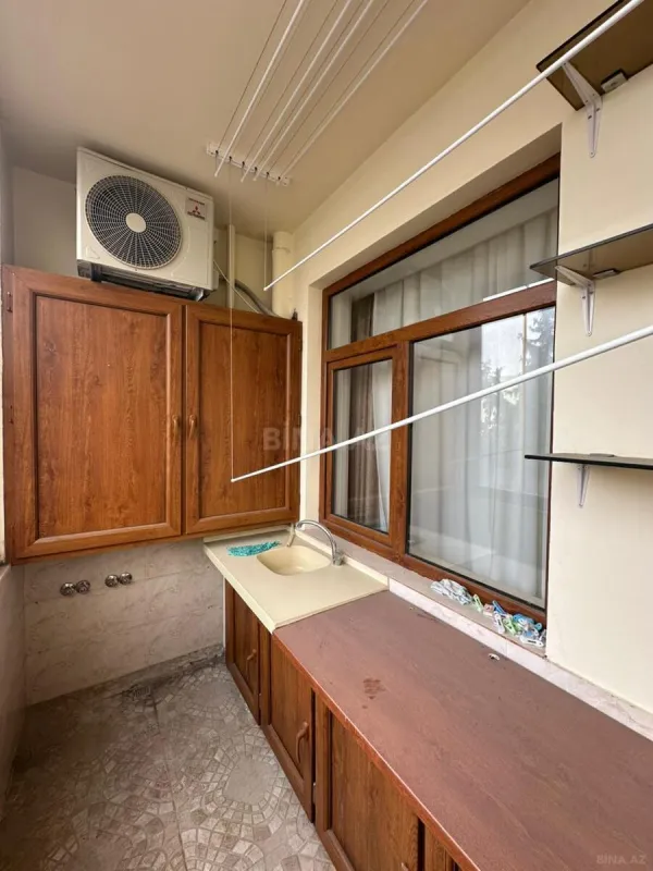Satılır 2 otaqlı mənzil 71 m²
