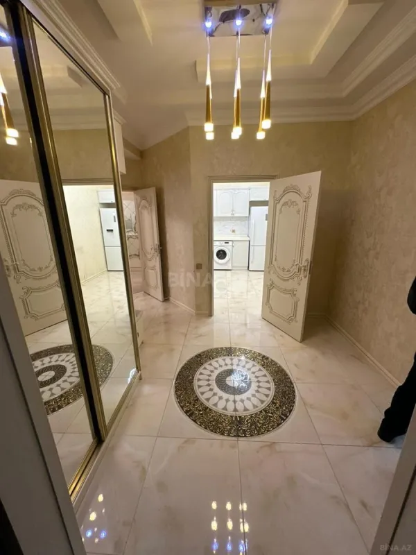 Satılır 2 otaqlı mənzil 71 m²