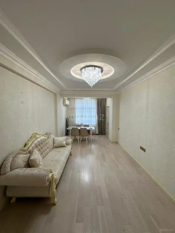 Satılır 2 otaqlı mənzil 71 m²