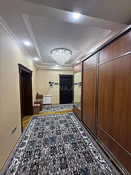 Kirayə verilir 2 otaqlı mənzil 80 m²