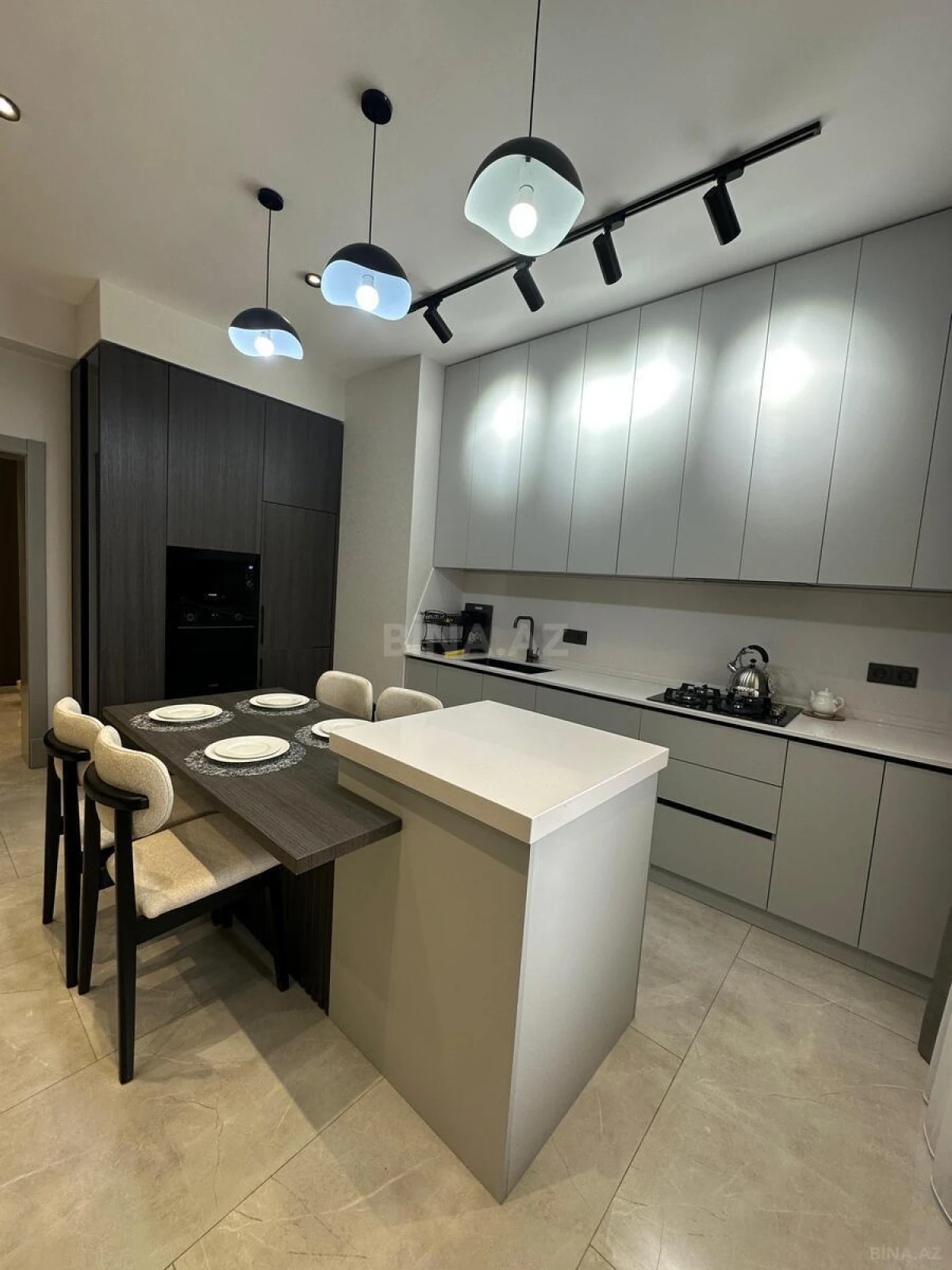 Kirayə verilir 3 otaqlı mənzil 90 m²