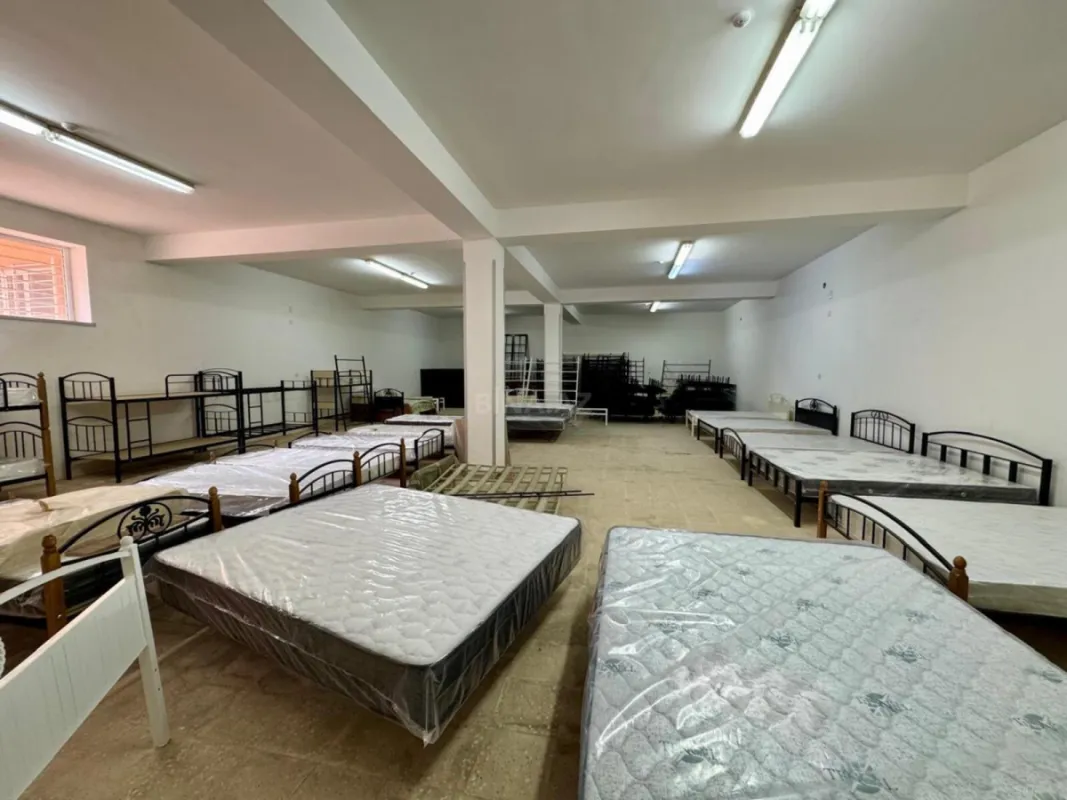 Kirayə verilir obyekt 900 m²