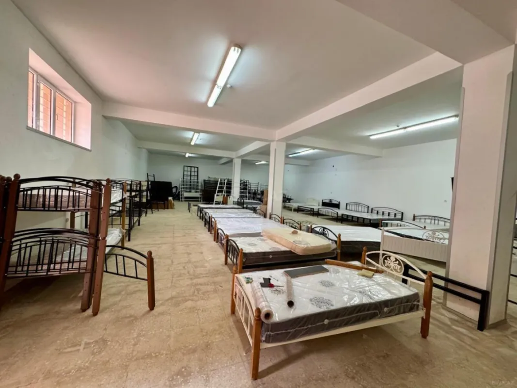 Kirayə verilir obyekt 900 m²