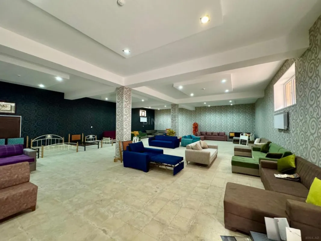 Kirayə verilir obyekt 900 m²