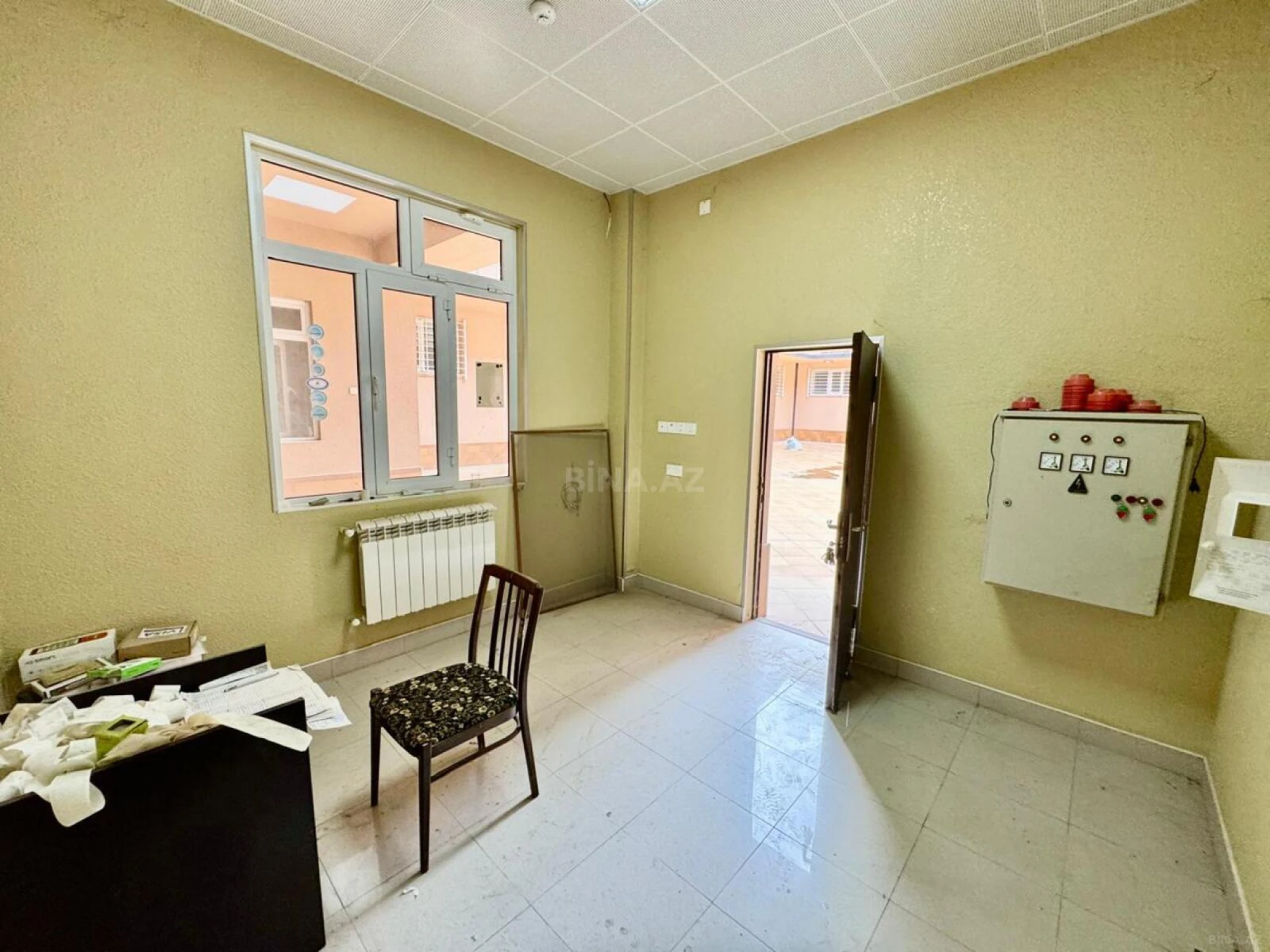 Kirayə verilir obyekt 900 m²