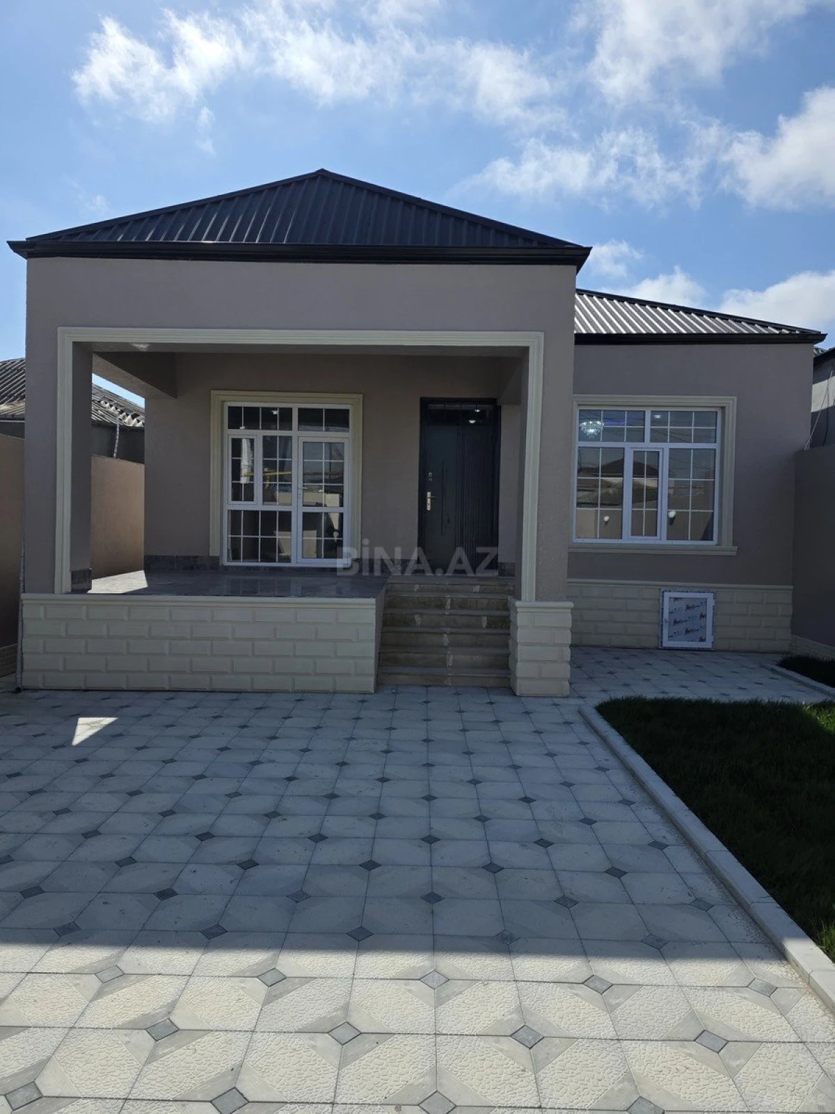 Satılır 4 otaqlı həyət evi 113 m²