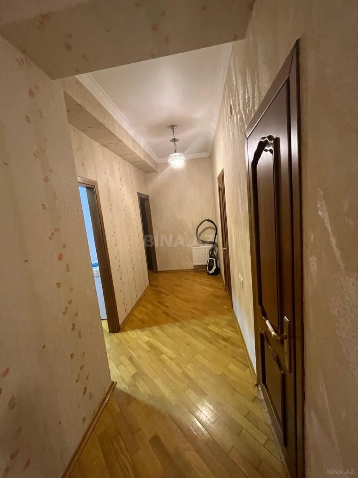 Satılır 2 otaqlı mənzil 90 m²