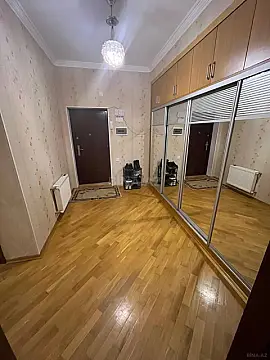 Satılır 2 otaqlı mənzil 90 m²