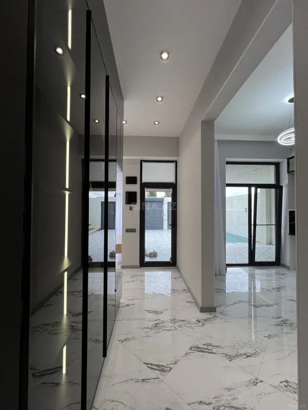 Satılır 4 otaqlı həyət evi 130 m²