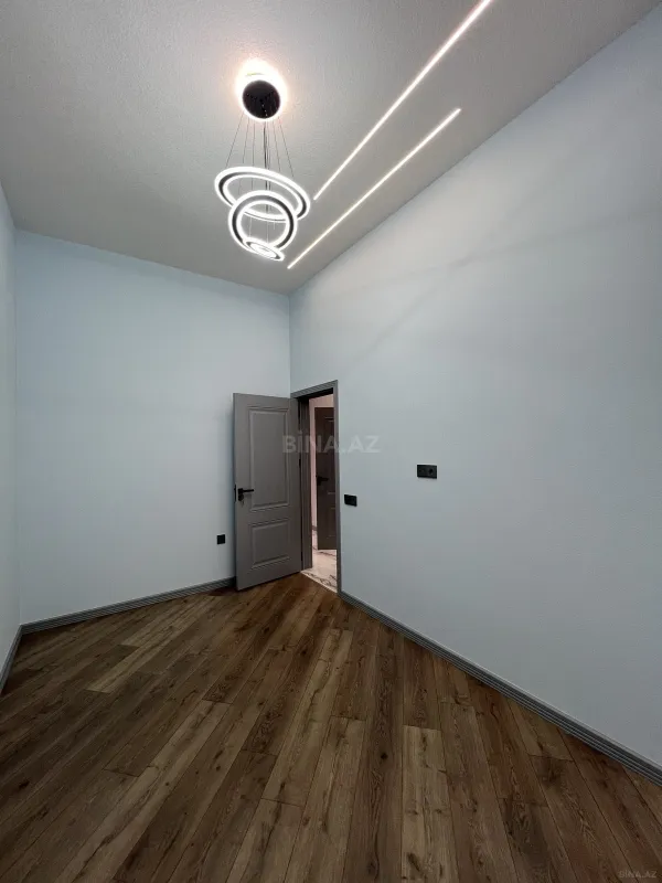 Satılır 4 otaqlı həyət evi 130 m²