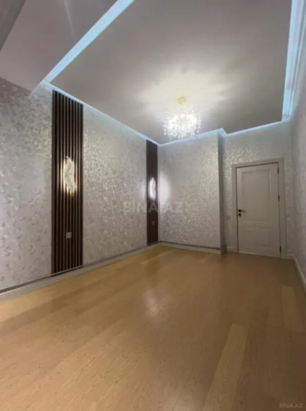 Satılır 2 otaqlı mənzil 76 m²