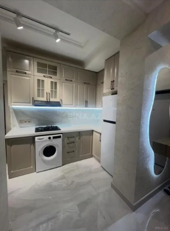 Satılır 2 otaqlı mənzil 76 m²