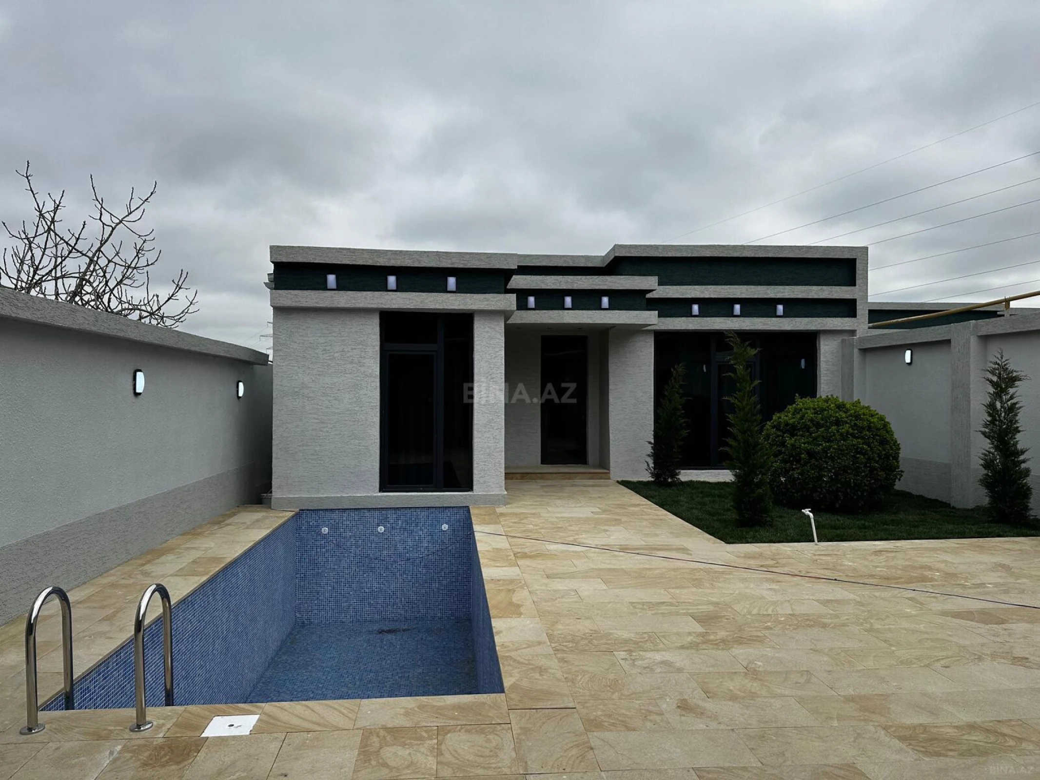 Satılır 4 otaqlı həyət evi 150 m²