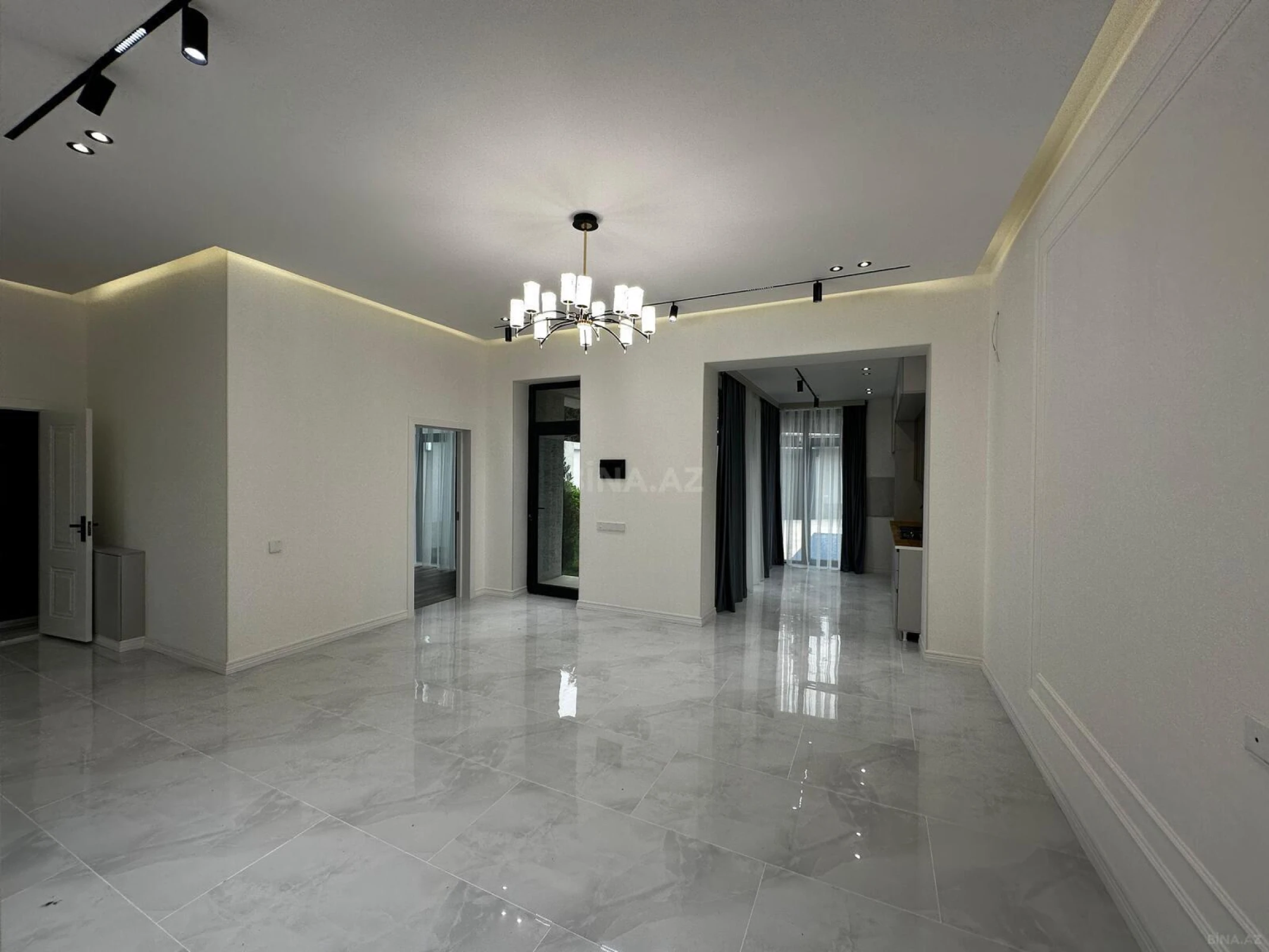 Satılır 4 otaqlı həyət evi 150 m²