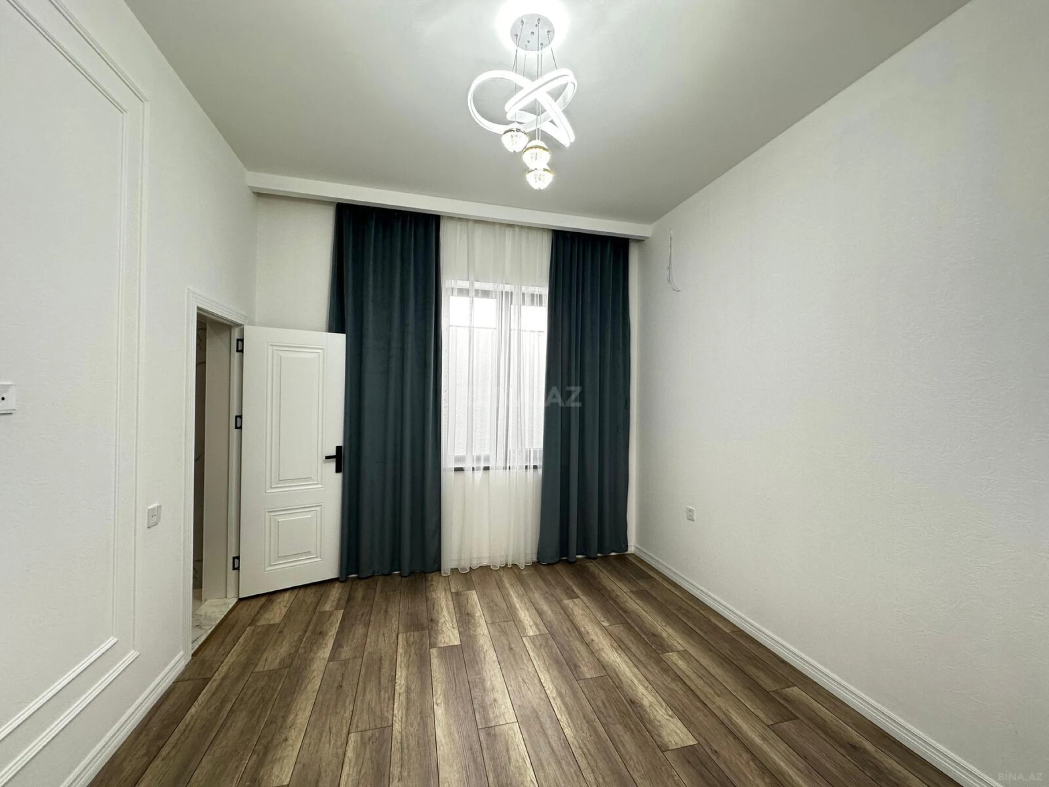 Satılır 4 otaqlı həyət evi 150 m²