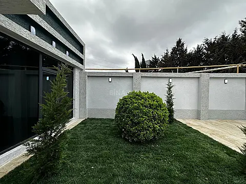Satılır 4 otaqlı həyət evi 150 m²