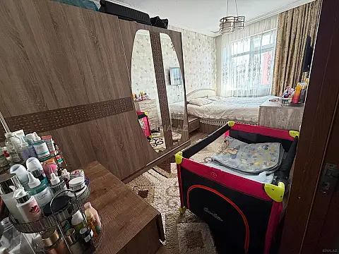 Satılır 2 otaqlı mənzil 55 m²