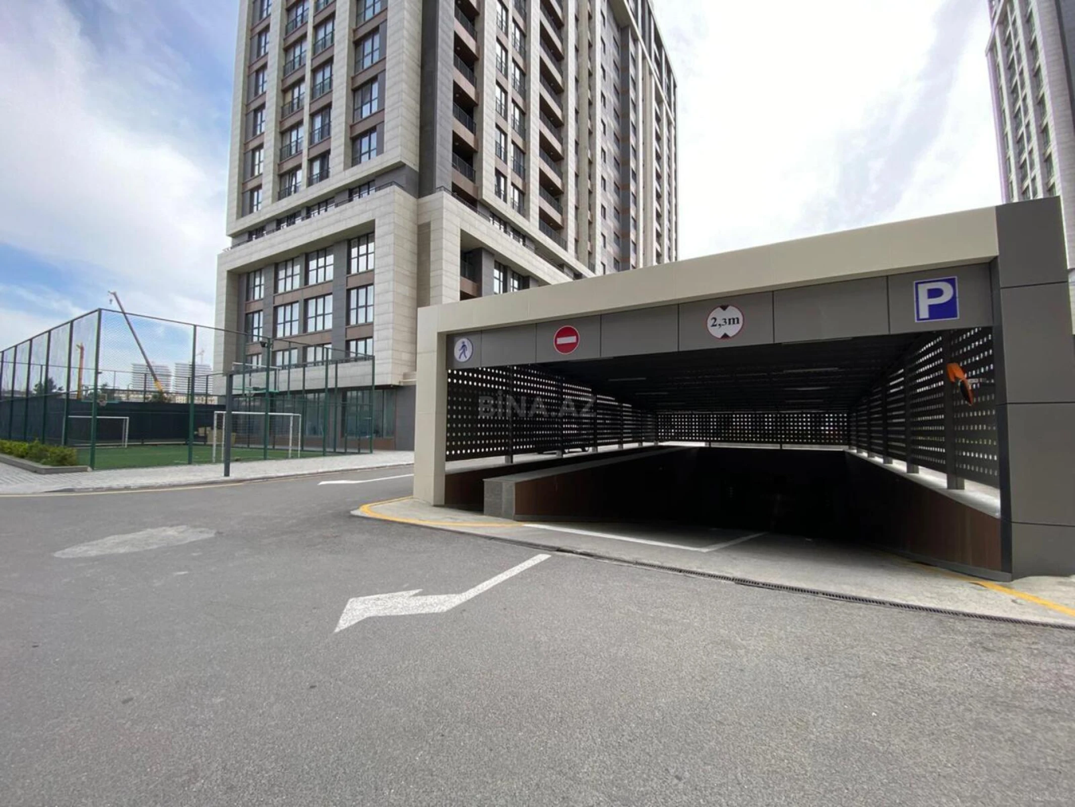 Satılır 3 otaqlı mənzil 95 m²