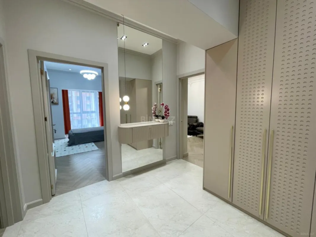 Satılır 3 otaqlı mənzil 95 m²