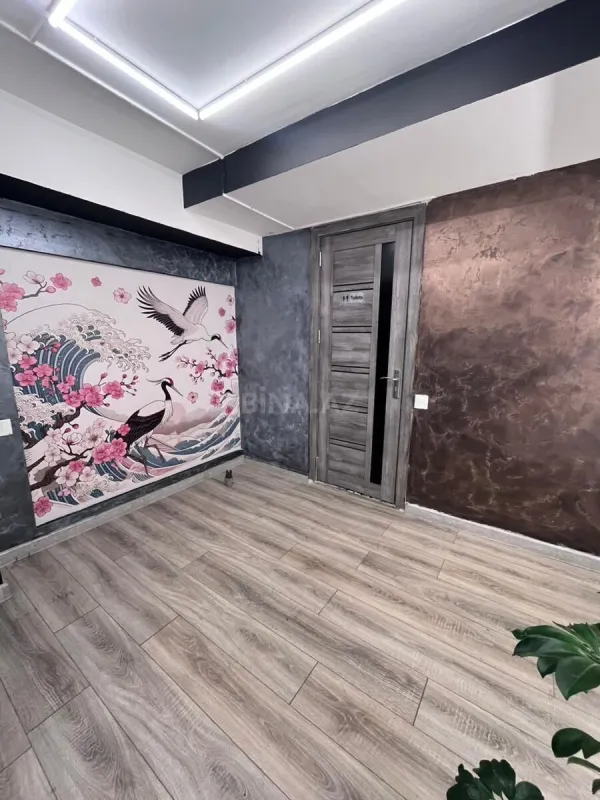 Satılır obyekt 270 m²