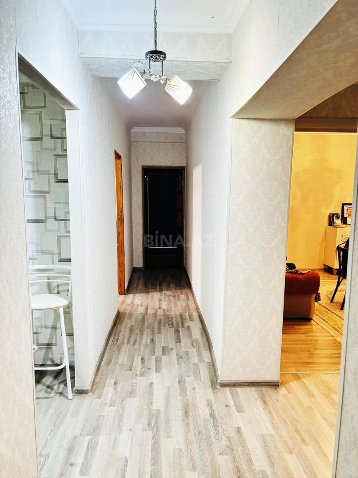 Satılır 4 otaqlı mənzil 100 m²