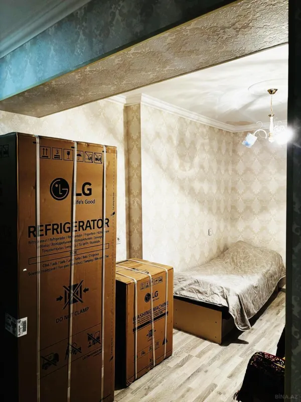 Satılır 4 otaqlı mənzil 100 m²