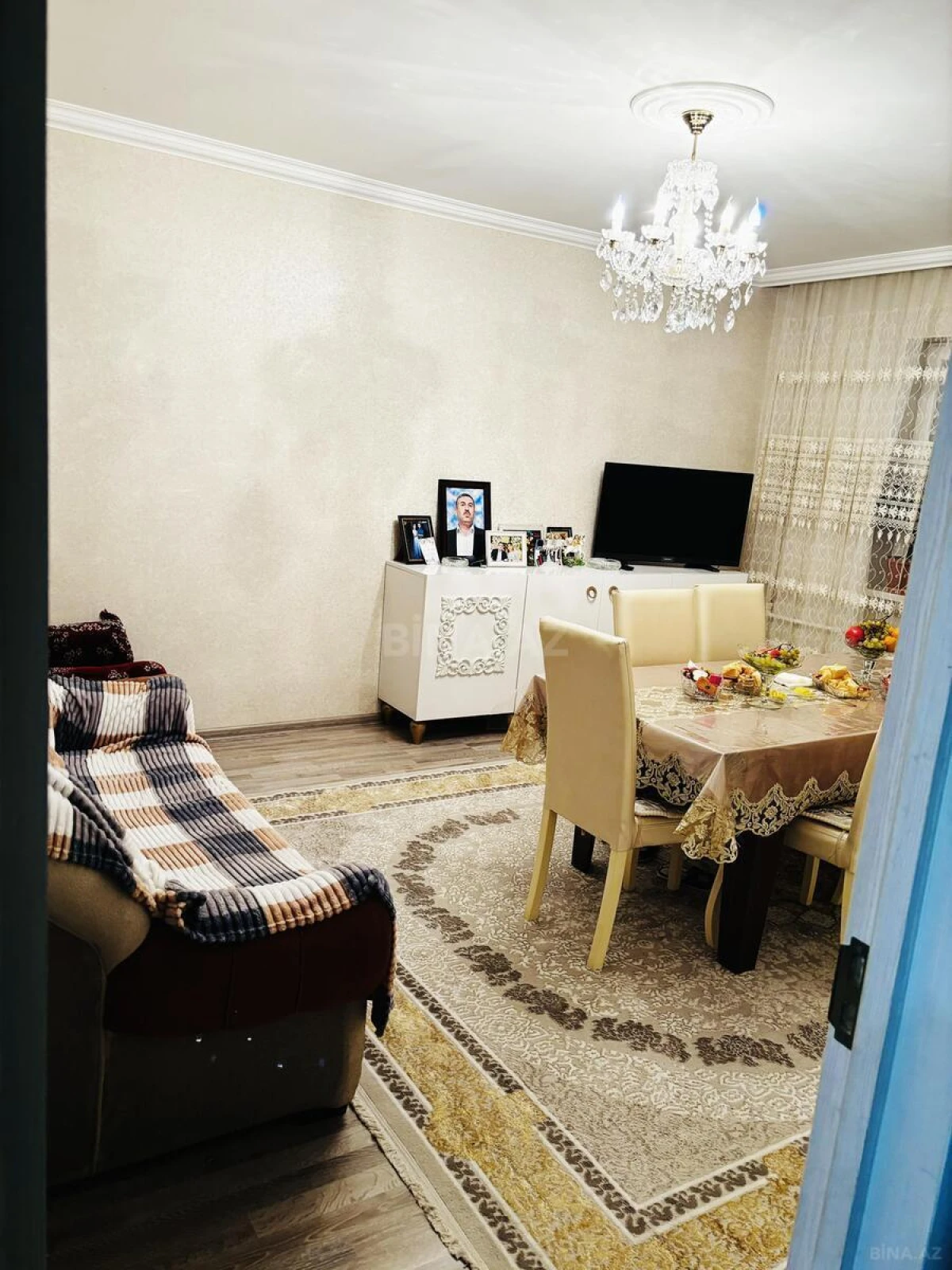 Satılır 4 otaqlı mənzil 100 m²