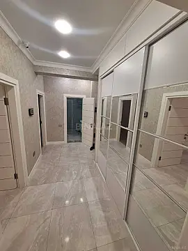 Kirayə verilir 2 otaqlı mənzil 90 m²