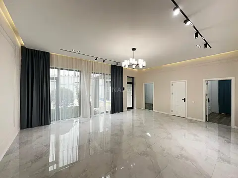 Satılır 4 otaqlı həyət evi 140 m²