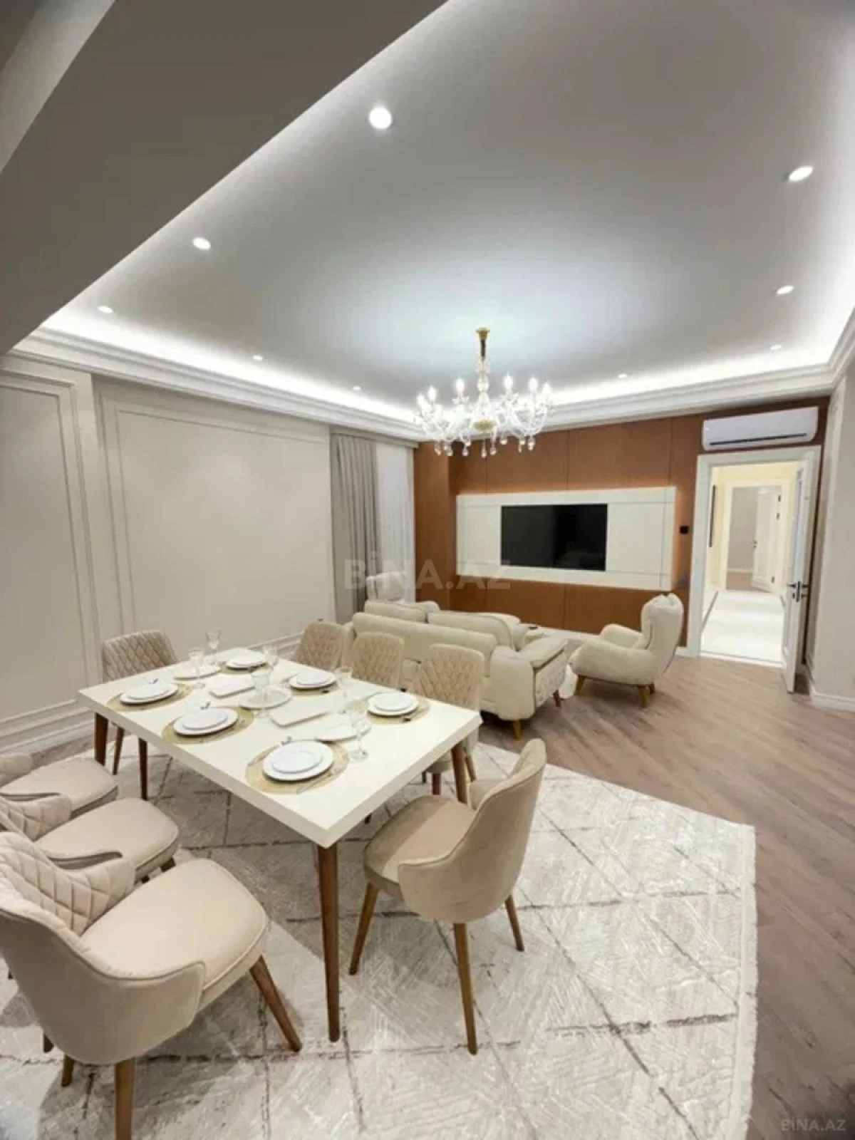 Kirayə verilir 3 otaqlı mənzil 150 m²