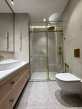 Kirayə verilir 3 otaqlı mənzil 150 m²