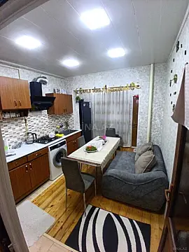 Satılır 2 otaqlı mənzil 65 m²