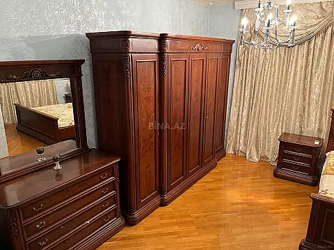 Kirayə verilir 2 otaqlı mənzil 120 m²