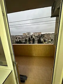 Satılır 3 otaqlı mənzil 122 m²
