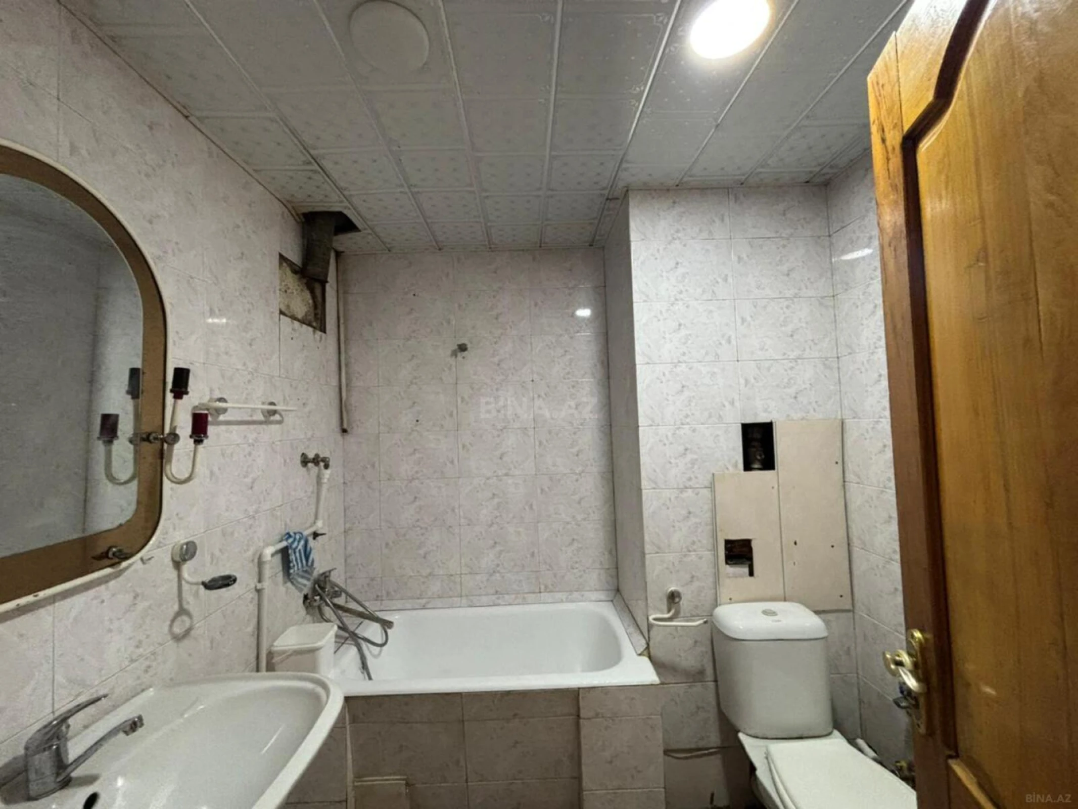 Kirayə verilir 2 otaqlı mənzil 70 m²