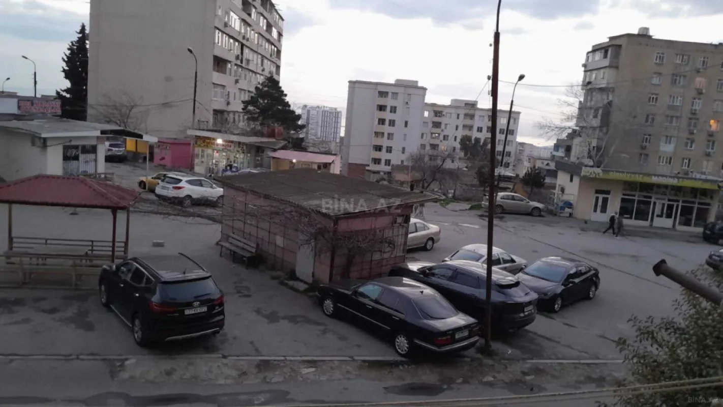 Kirayə verilir 2 otaqlı mənzil 60 m²