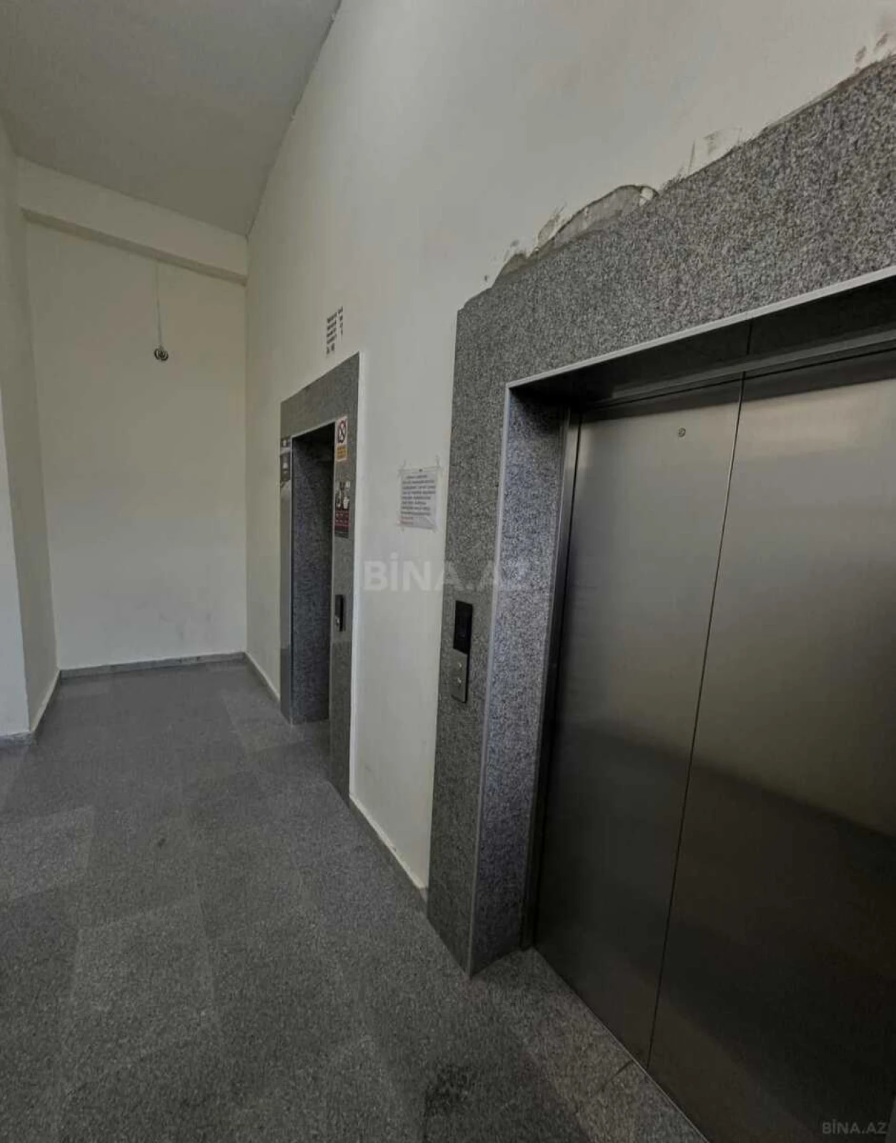 Satılır 3 otaqlı mənzil 150 m²