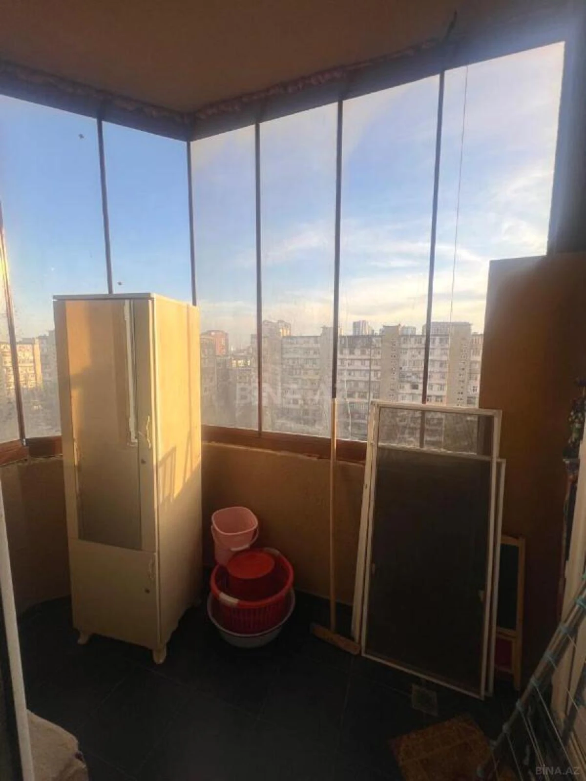 Satılır 3 otaqlı mənzil 112 m²