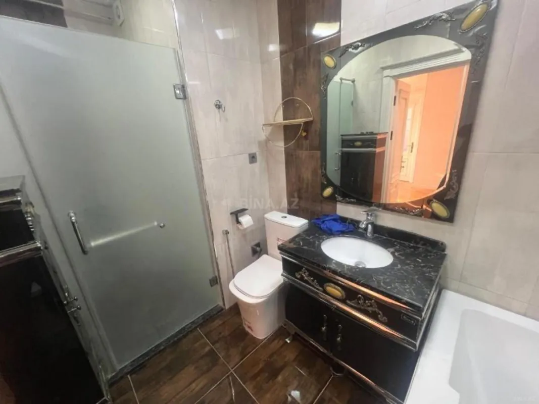 Satılır 3 otaqlı mənzil 112 m²